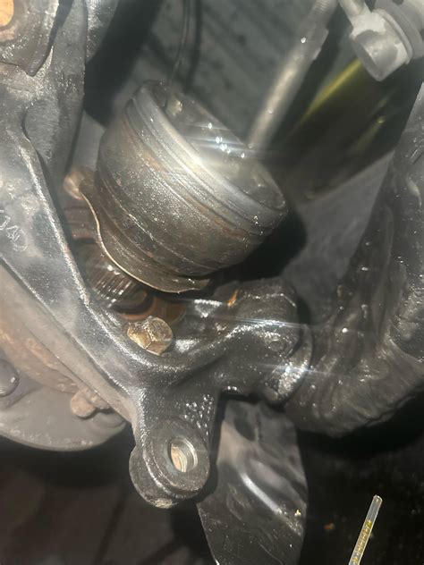 cv axle stuck in hub